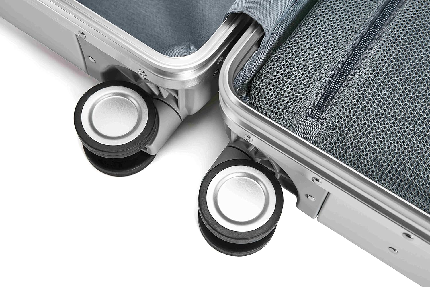 چمدان شیائومی مدل Xiaomi Metal Carry-on Luggage 20