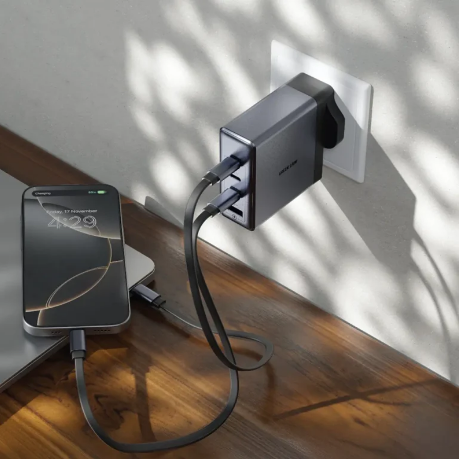 آداپتور شارژر گرین لاین مدل Green Lion GaN Premium UK Plug Wall Charger 140W